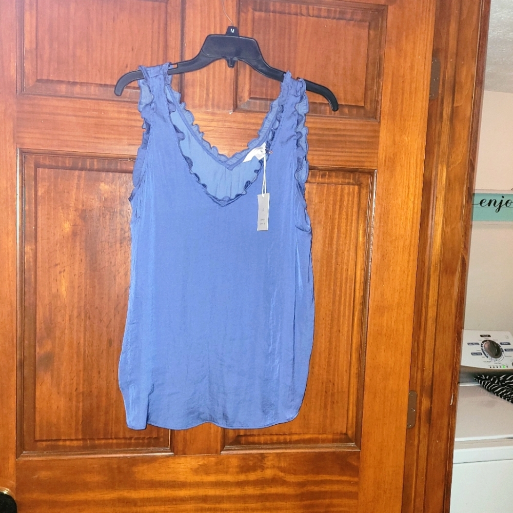 Lauren Conrad silky tank nwt Large